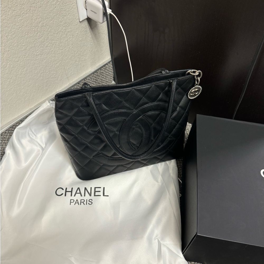 Chanel Cavier Black Medallion handbag